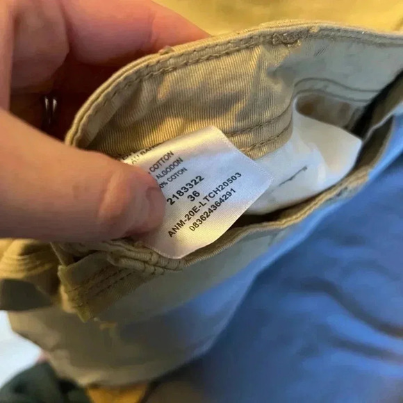 Lee cargo shorts, bundle, 2 pairs, both 36,both tan - Picture 11 of 11